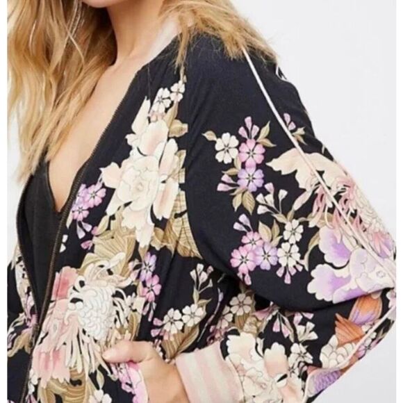 Spell & The Gypsy Collective's Blue Skies black bomber jacket - Size L - Picture 13 of 15